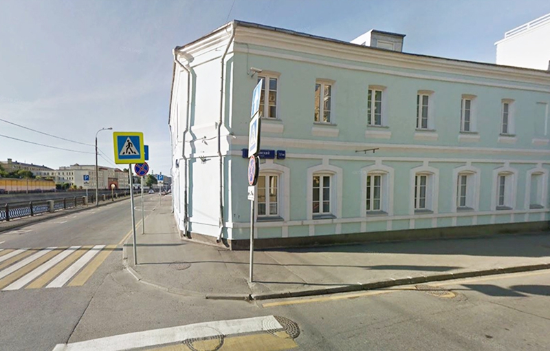 Продажа особняка в Москве. Возле метро Новокузнецкая. Москва г, Озерковский пер, д 1/18. Площадь: 1142.00 кв.м. Цена: 229 999 000 руб
