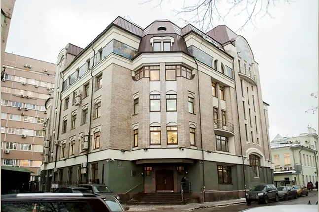 Аренда особняка в Москве. Возле метро Серпуховская. Москва г, Щипок ул, д 18 стр. 2. Площадь: 700.00 кв.м. Цена: 933 000 руб