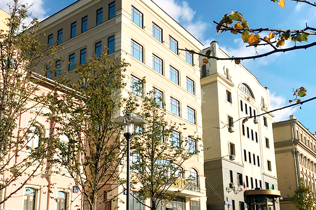 Продажа особняка в Москве. Возле метро Сухаревская. Москва г, Садовая-Сухаревская ул, д 9Ас1. Площадь: 2412.30 кв.м. Цена: 840 000 000 руб