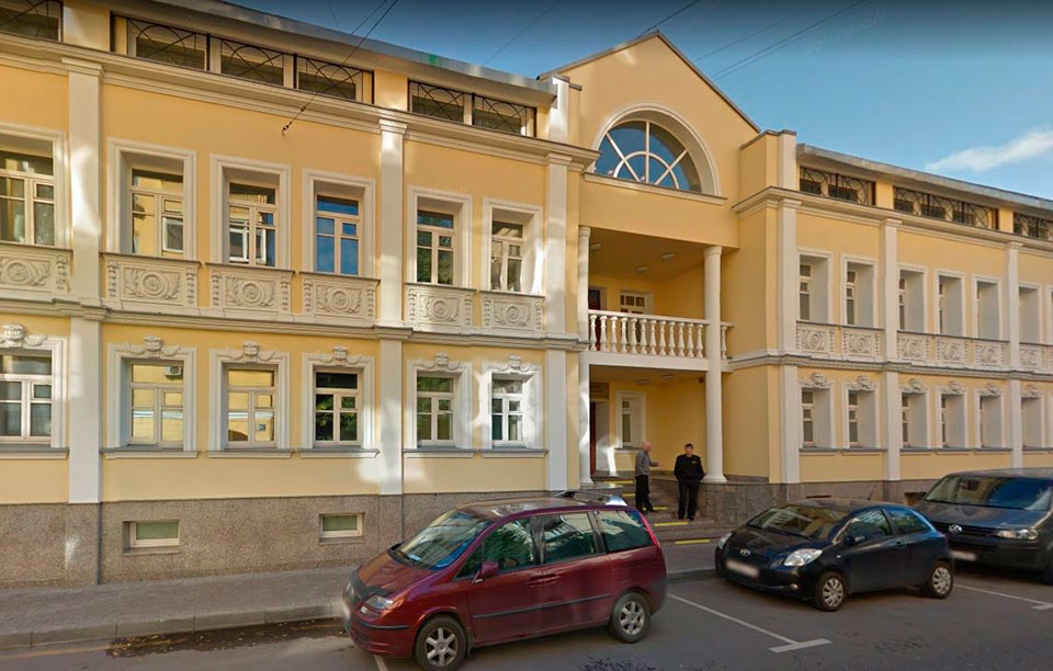 Аренда особняка в Москве. Возле метро Павелецкая. Москва г, Бахрушина ул, д 2/5, c. 2. Площадь: 1579.00 кв.м. Цена: 2 763 200 руб