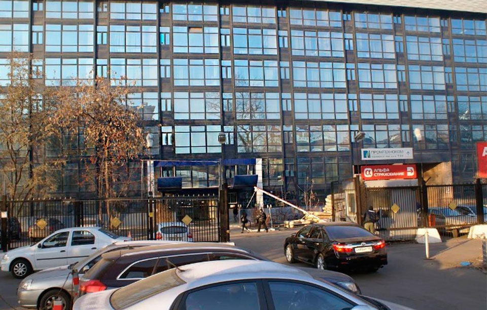 Аренда офиса в Москве, в БЦ Максима Плаза. Возле метро Авиамоторная. Москва г, Золоторожский Вал ул, д 11 с.21. Площадь: 131.01 кв.м. Цена: 109 175 руб