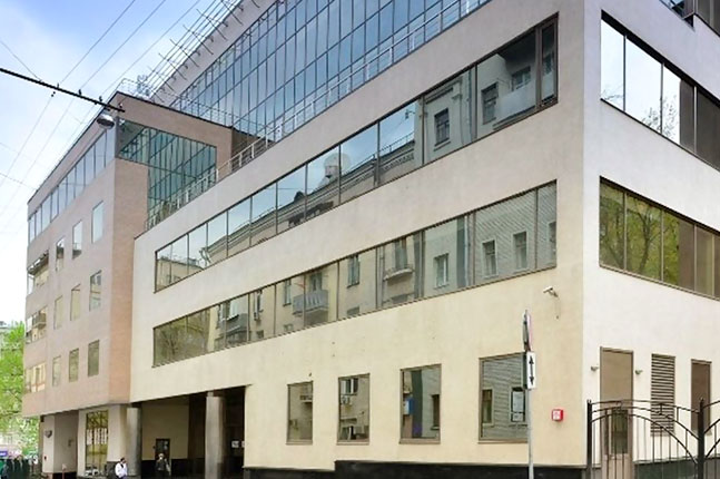 Продажа офиса в Москве, в жилом доме. Возле метро Третьяковская. Москва г, Кадашевский 3-й пер, д 5с1. Площадь: 166.30 кв.м. Цена: $ 1 663 000