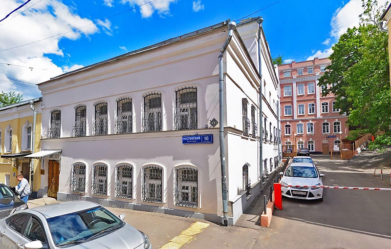Аренда особняка в Москве. Возле метро Таганская. Москва г, Пестовский пер, д 16 корп. 1. Площадь: 838.70 кв.м. Цена: 1 350 000 руб