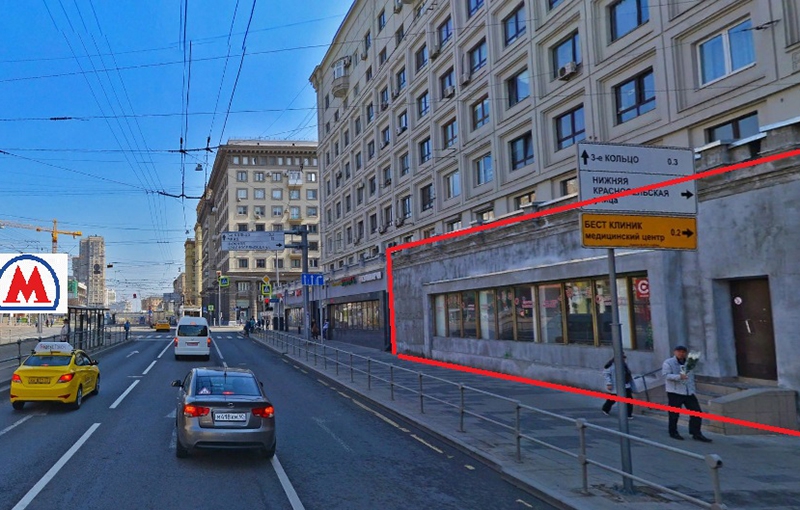 Аренда торговой площади в Москве, в жилом доме. Возле метро Красносельская. Москва г, Краснопрудная ул, д 22-24. Площадь: 49.00 кв.м. Цена: 350 000 руб