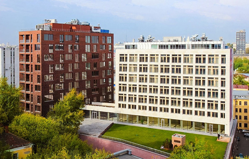 Аренда офиса в Москве, в Строганов. Возле метро Таганская. Москва г, Тетеринский пер, д 18 с2. Площадь: 724.00 кв.м. Цена: 1 206 700 руб