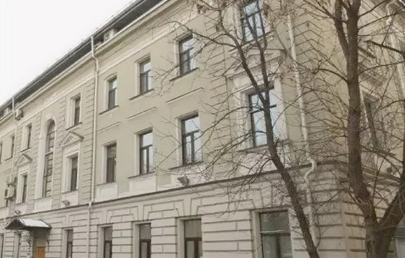 Продажа особняка в Москве. Возле метро Курская. Москва г, Сыромятнический пер, д 4 с2. Площадь: 1885.00 кв.м. Цена: 200 000 000 руб