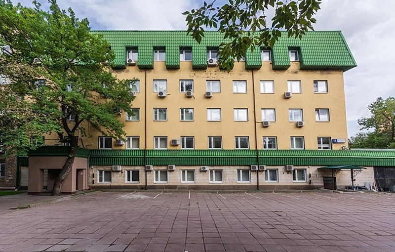 Аренда особняка в Москве. Возле метро Ленинский проспект. Москва г, Михайловский Верхн. 2-й проезд, д 9 с5. Площадь: 2700.00 кв.м. Цена: 3 200 000 руб
