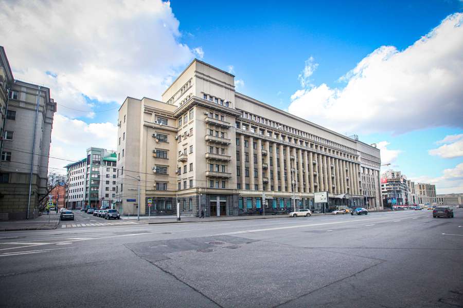 Продажа офиса в Москве. Возле метро Сретенский бульвар, Тургеневская, Чистые пруды. Москва г, Уланский пер, д 22стр1. Площадь: 1709.60 кв.м. Цена: 450 000 000 руб