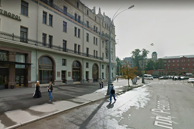 Аренда торговой площади в Москве. Возле метро Площадь Революции. Москва г, Театральный проезд, д 2. Площадь: 163.00 кв.м. Цена: 3 600 000 руб