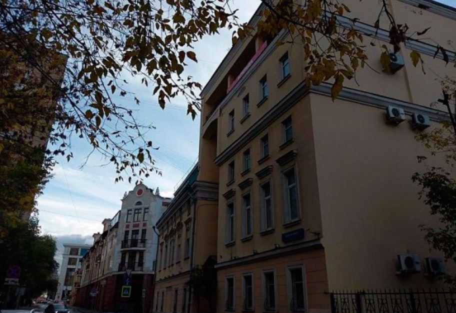Аренда особняка в Москве. Возле метро Проспект Мира. Москва г, Гиляровского ул, д 51. Площадь: 1780.00 кв.м. Цена: 2 818 000 руб
