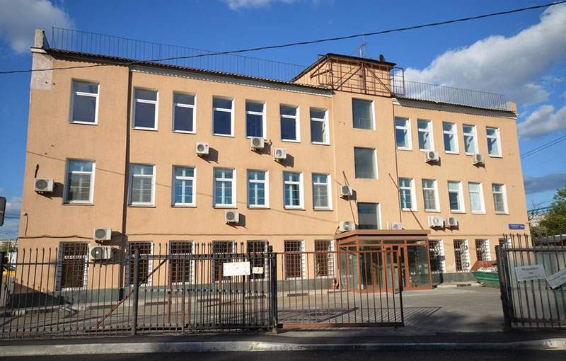 Продажа особняка в Москве. Возле метро Спортивная. Москва г, Лужнецкая наб, д 10Б. Площадь: 869.00 кв.м. Цена: 350 000 000 руб
