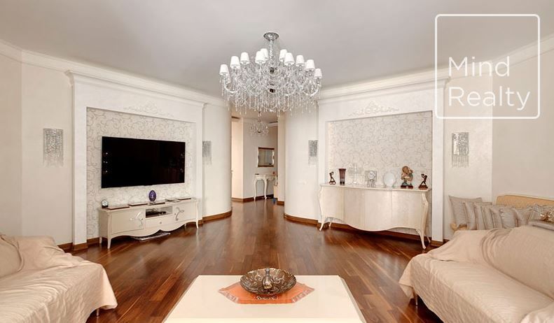 Продажа 4-комнатной элитной квартиры. площадь 220.00м2. цена: 92 000 000 руб