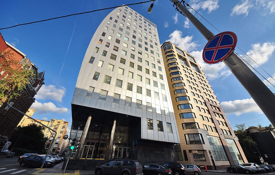 Аренда офиса в Москве, в БЦ Capital Tower. Возле метро Маяковская. Москва г, Брестская 1-я ул, д 29. Площадь: 817.00 кв.м. Цена: 1 702 083 руб
