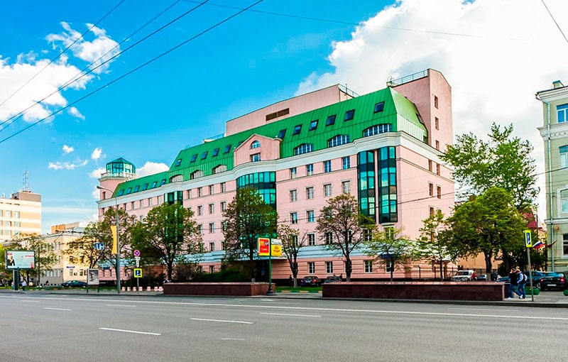 Аренда офиса в Москве, в БЦ Мосаларко-Плаза. Возле метро Марксистская. Москва г, Марксистская ул, д 16. Площадь: 110.00 кв.м. Цена: 352 000 руб