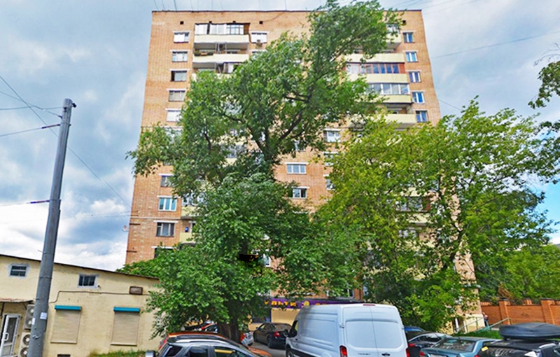 Аренда торговой площади в Москве, в жилом доме. Возле метро Электрозаводская. Москва г, Семеновская Б. ул, д 27 к1. Площадь: 46.80 кв.м. Цена: 390 000 руб