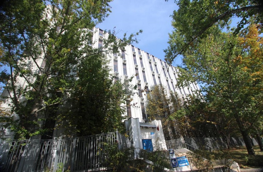Аренда торговой площади в Москве. Возле метро Чертановская. Москва г, Азовская ул, д 32. Площадь: 558.90 кв.м. Цена: 782 460 руб